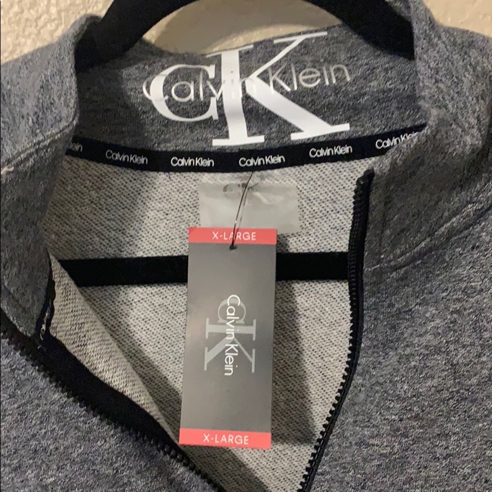 Calvin Klein zip up pull over - Picture 3 of 7